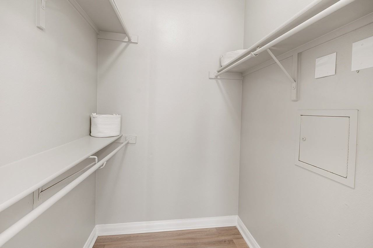 Townhomes of Bent Tree - Photo 6 of 22