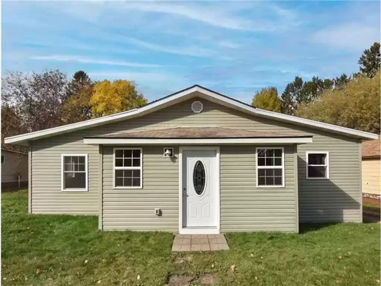 622 Erie Ave - Photo 2 of 24