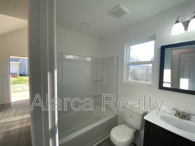 1515 Kimberly Rd - Photo 5 of 9