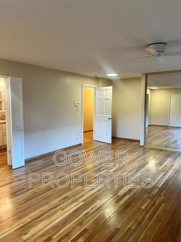 1336 Minnesota Ave - Photo 3 of 11