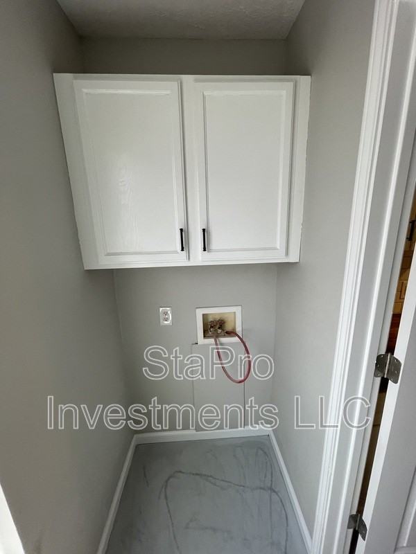 343 Christine Street - Photo 6 of 16