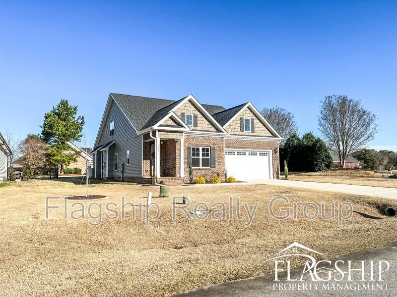 101 Muirfield Pl - Photo 3 of 34