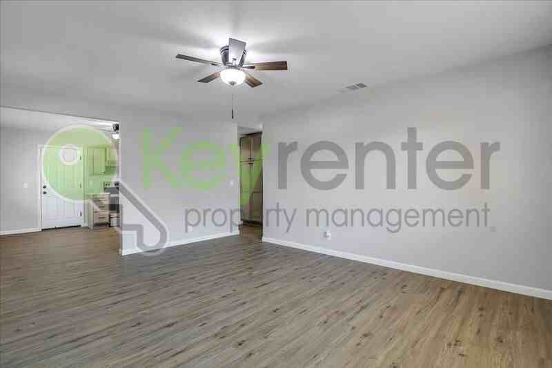 8256 Manhart Way - Photo 3 of 32