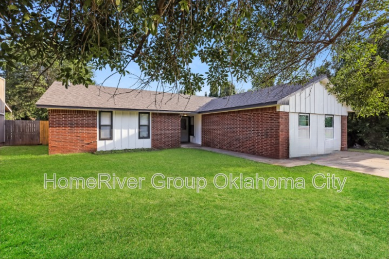 824 Nw 114th St - Photo 2 of 18