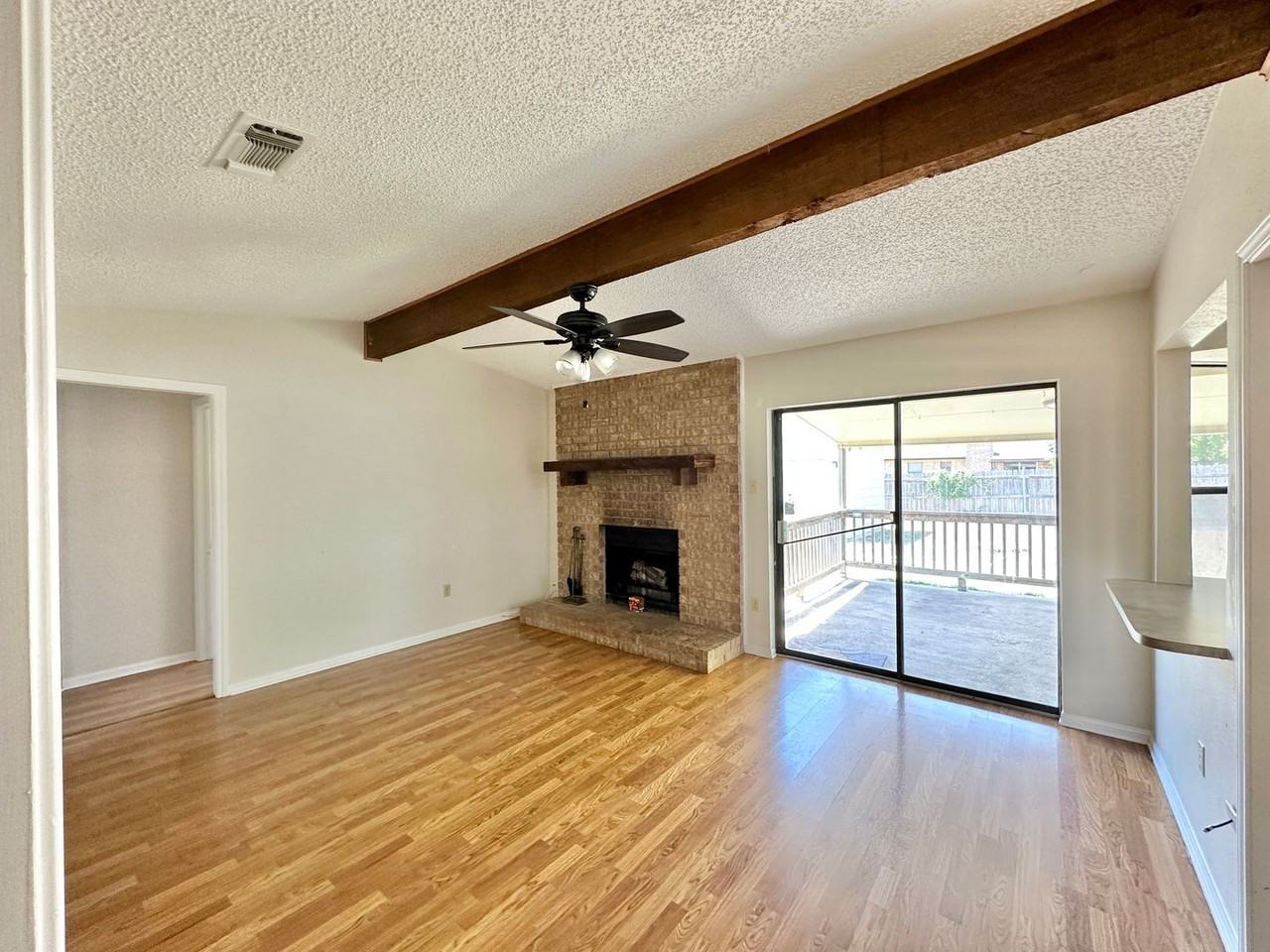 3706 Madison Dr - Photo 4 of 31