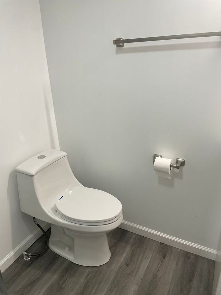 1128 S Quaker Ave - Photo 7 of 7