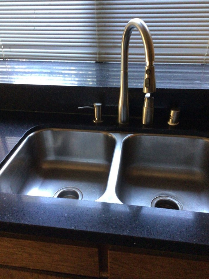 1536 E Castleview Ave - Photo 5 of 7