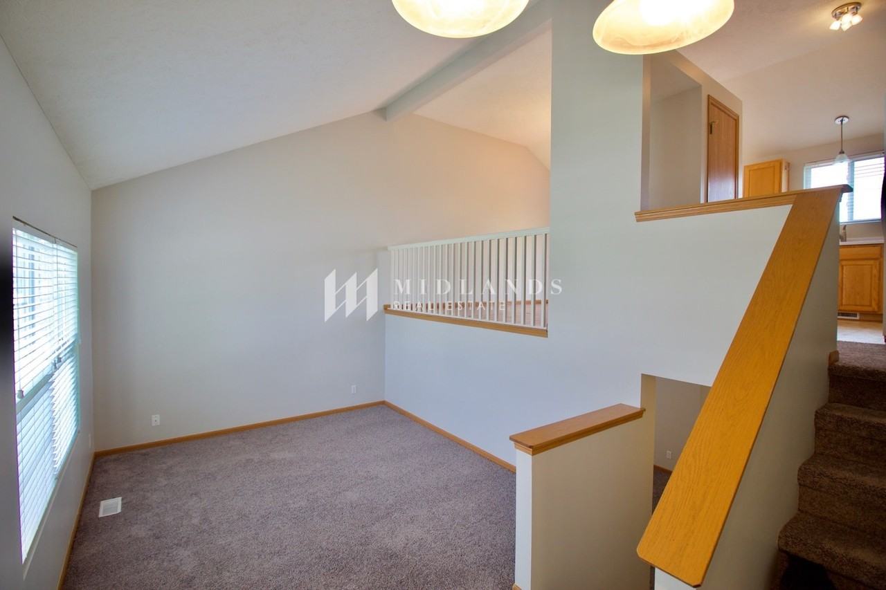 2707 Mesa St - Photo 2 of 19