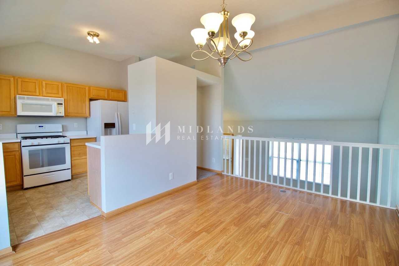 2707 Mesa St - Photo 4 of 19