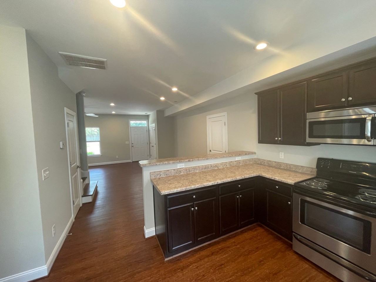 5026 Park Ave - Photo 6 of 18