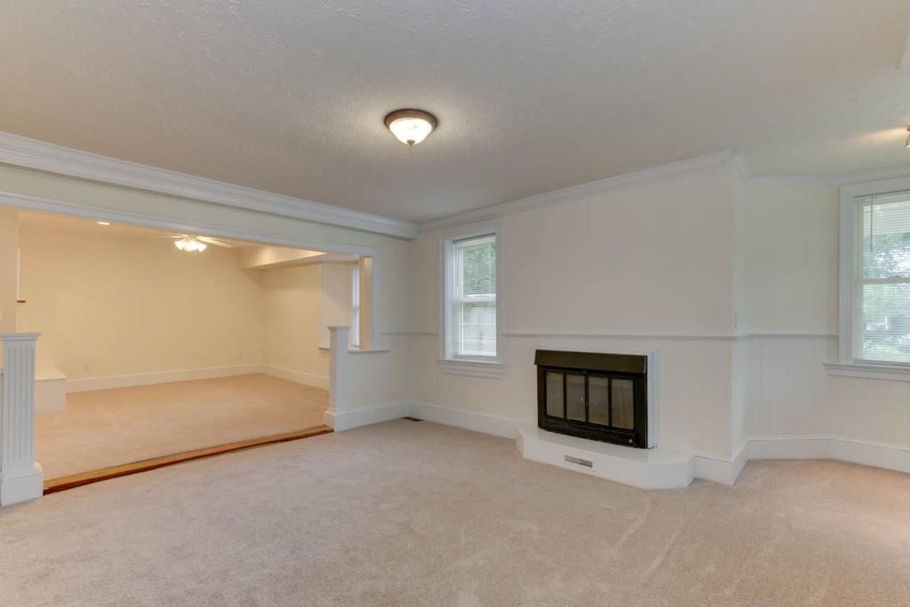 1302 Dare Rd - Photo 7 of 37