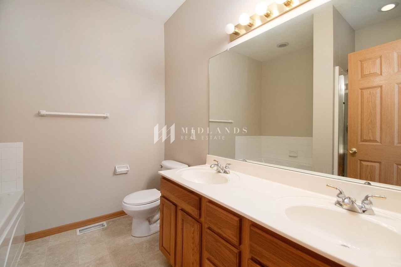 14002 Kelly Dr - Photo 7 of 15
