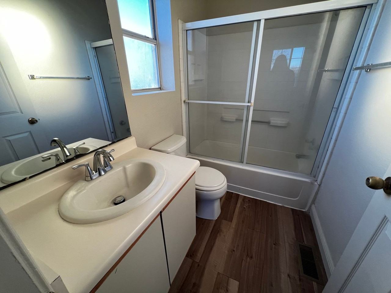 2000 Cherry Rd Ne - Photo 6 of 12