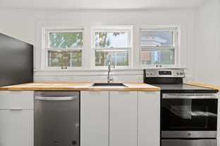 914 Lake / 916 Lake - Photo 1 of 1