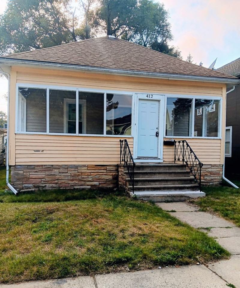 412 S Hancock St - Photo 3 of 16