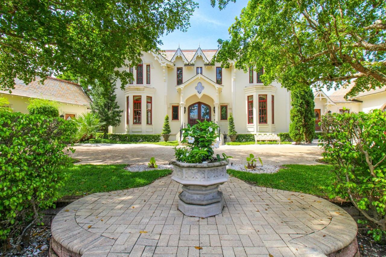 730 21st Ave S - Photo 7 of 50