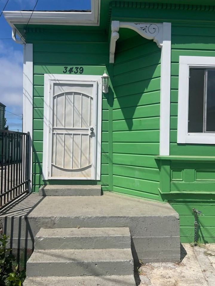 3439 Helen St - Photo 2 of 26