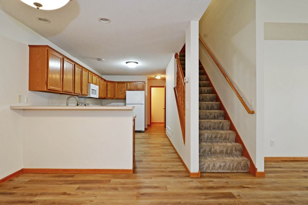 17081 Eagleview Way - Photo 5 of 19