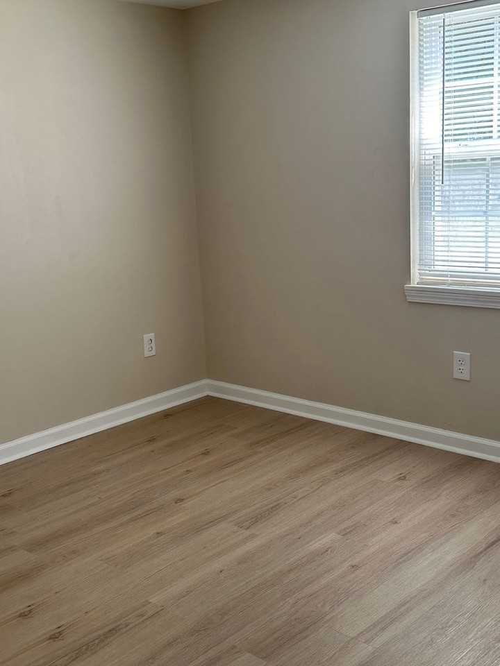 280 County Road 588 - Photo 2 of 8