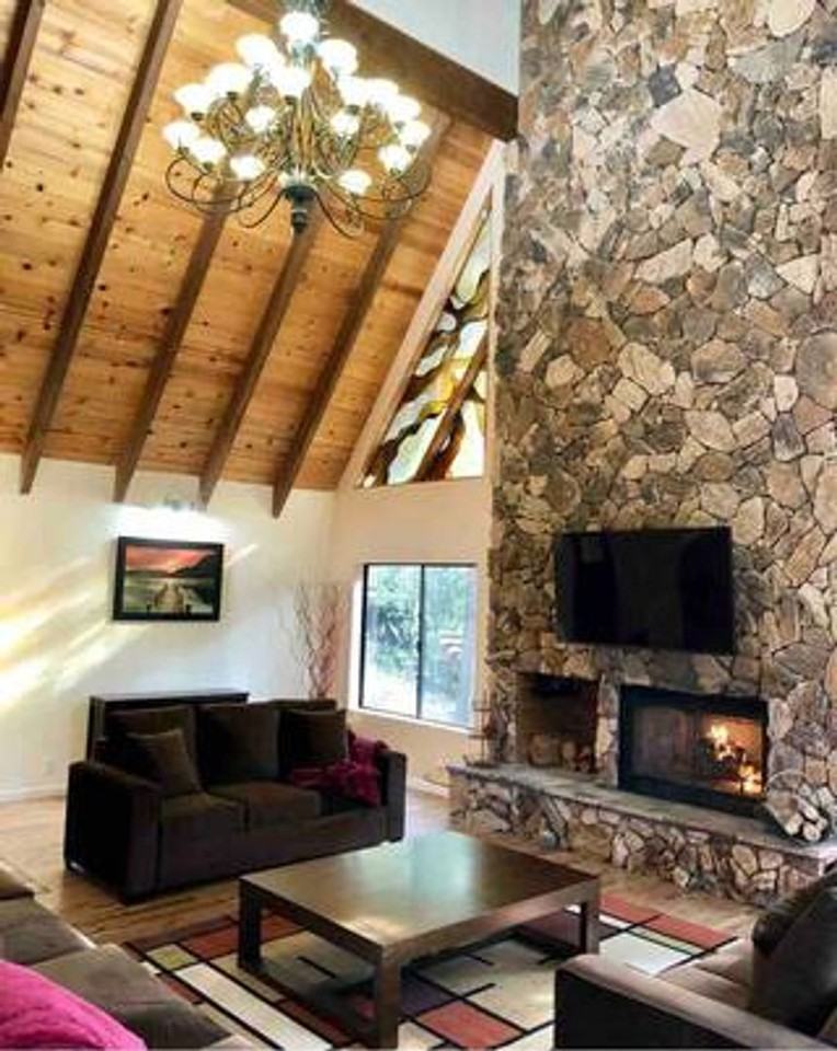 27957 Lakes Edge Rd - Photo 2 of 35