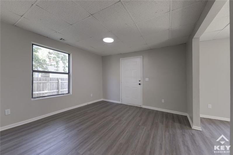 1033 S Richmond Ave #1 - Photo 4 of 17