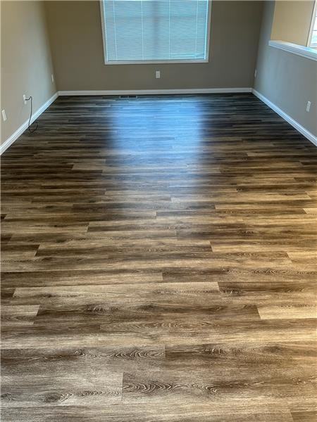 1125 Gemstone Pointe Dr - Photo 4 of 13