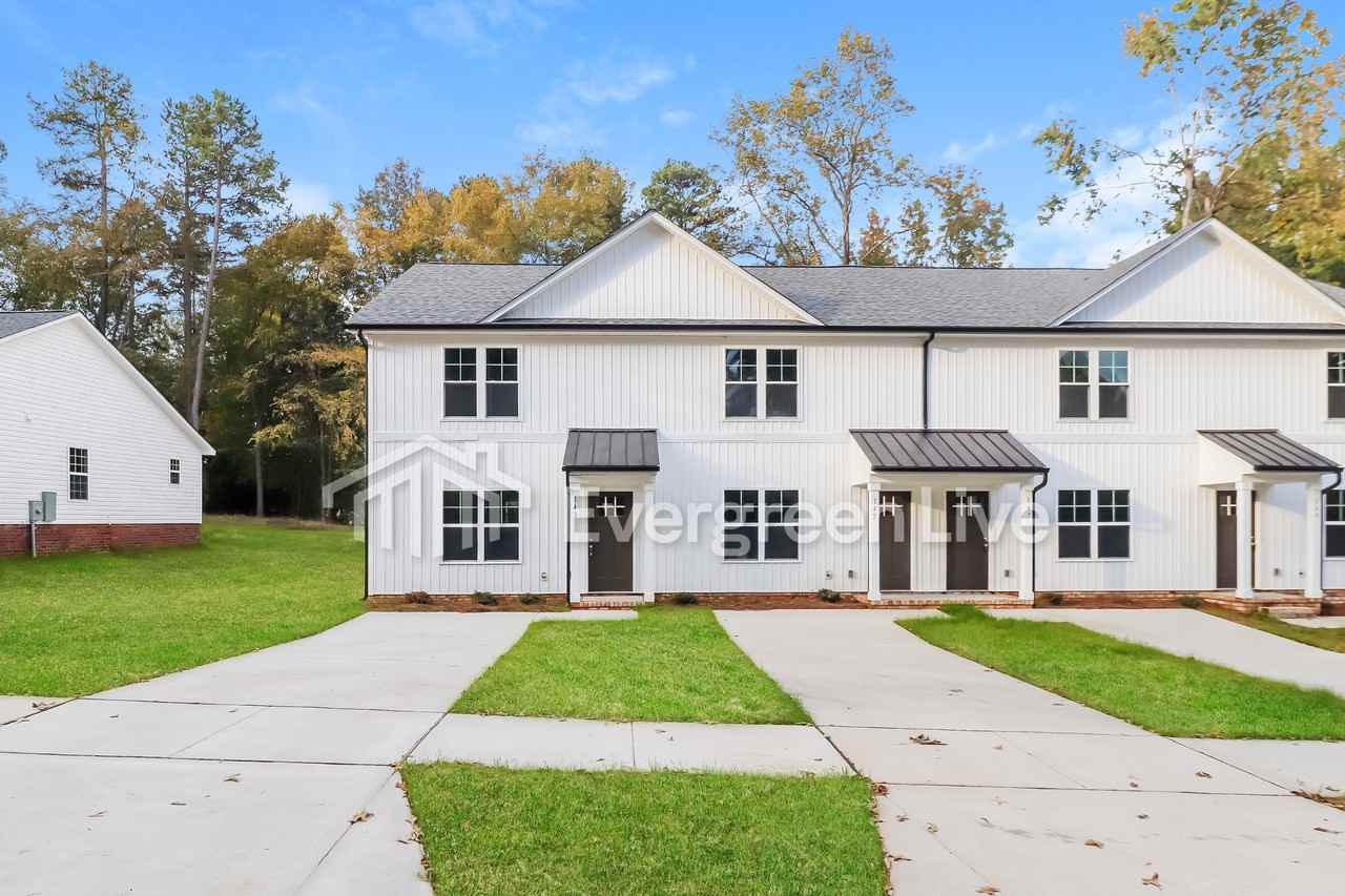 147 Arizona Pl Nw - Photo 2 of 21