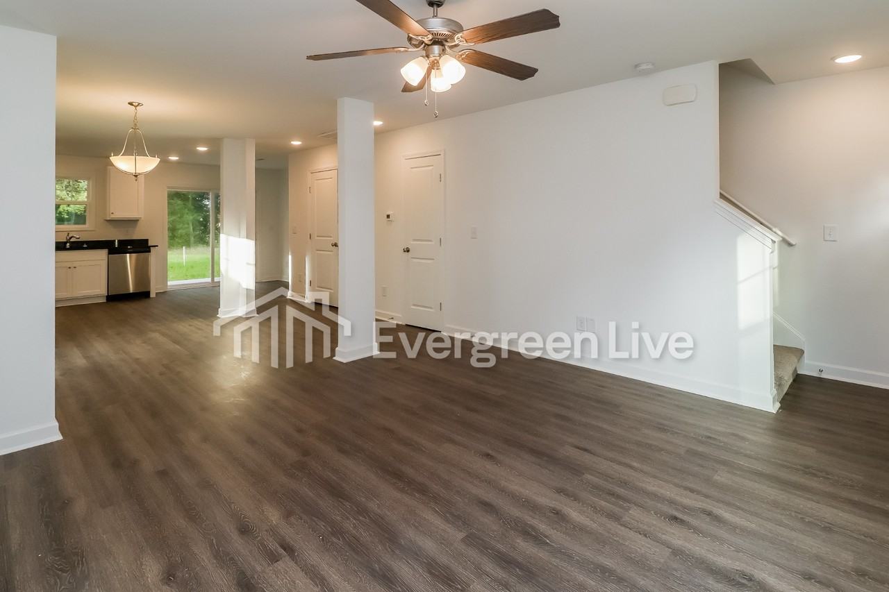 147 Arizona Pl Nw - Photo 6 of 21