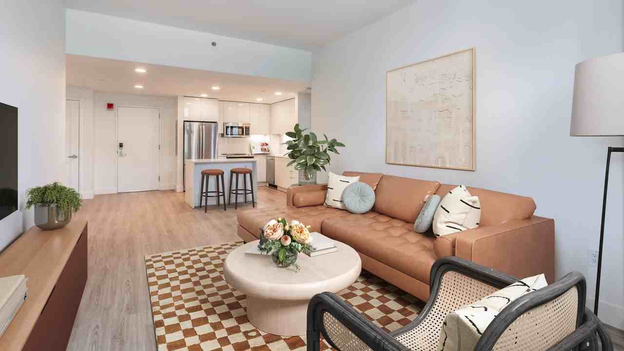 Third Square - Photo 7 of 50