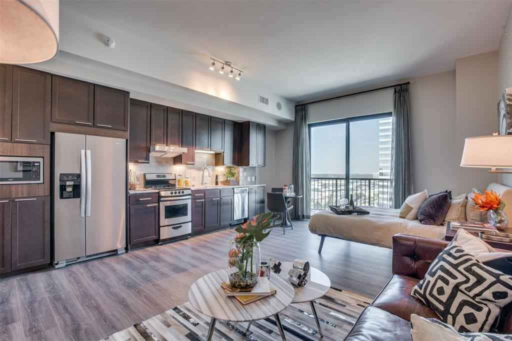 9789 Katy Freeway #1809 - Photo 7 of 13