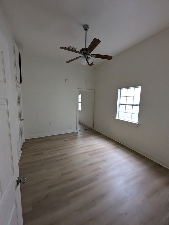 2914 Baudin St #NA - Photo 4 of 14
