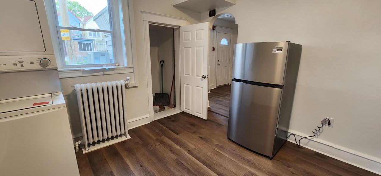 1996 N 52nd St #GF - Photo 2 of 14