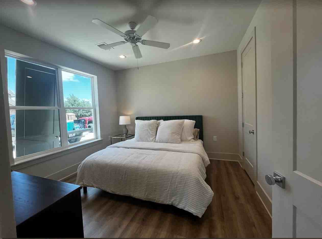 213 Holleman Dr E #203 - Photo 6 of 8