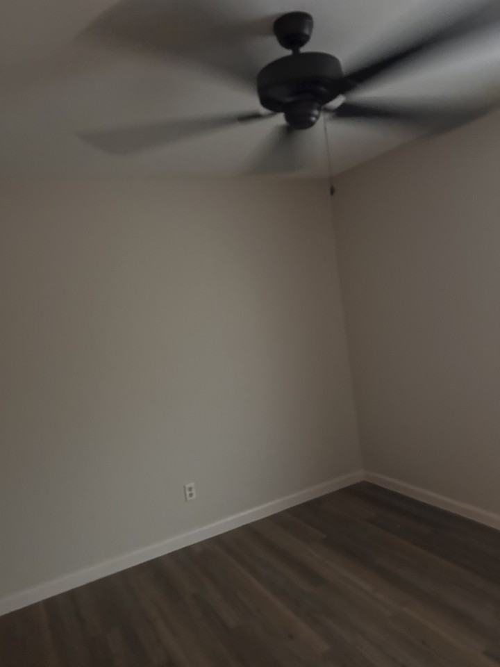 1195 S Gilbert St - Photo 3 of 17