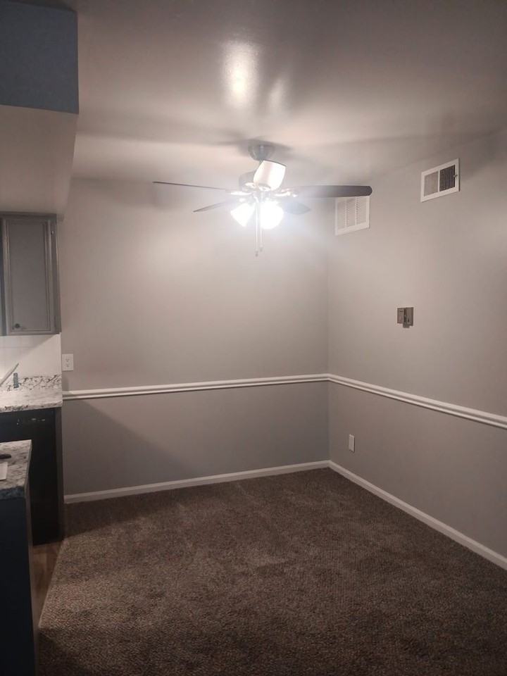 Stratford East Apartments - Photo 6 of 50