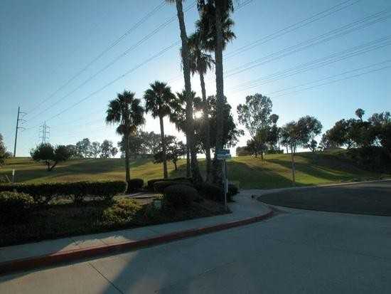 560 Hampshire Ln - Photo 3 of 13