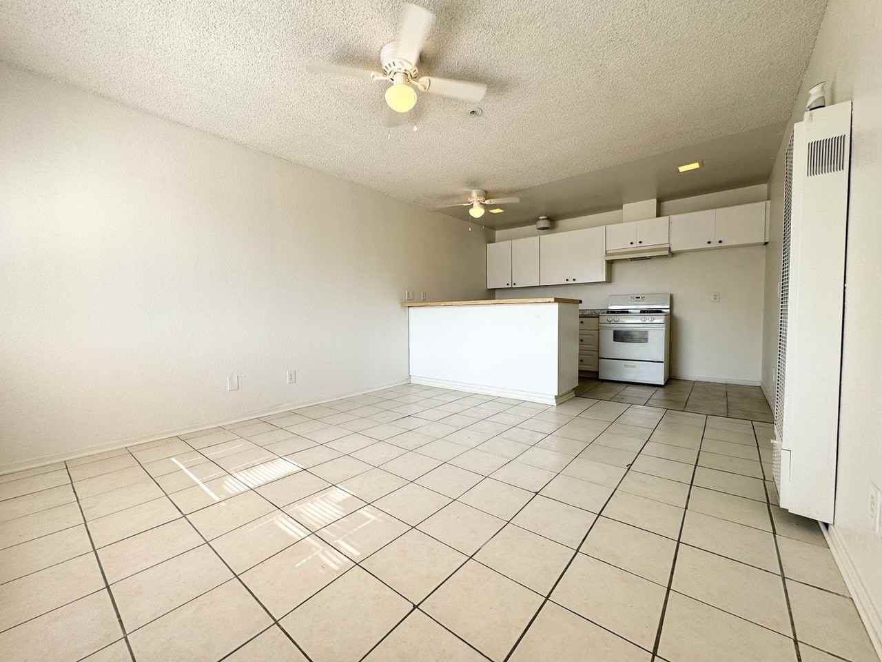 PS T 27700 - Photo 2 of 13