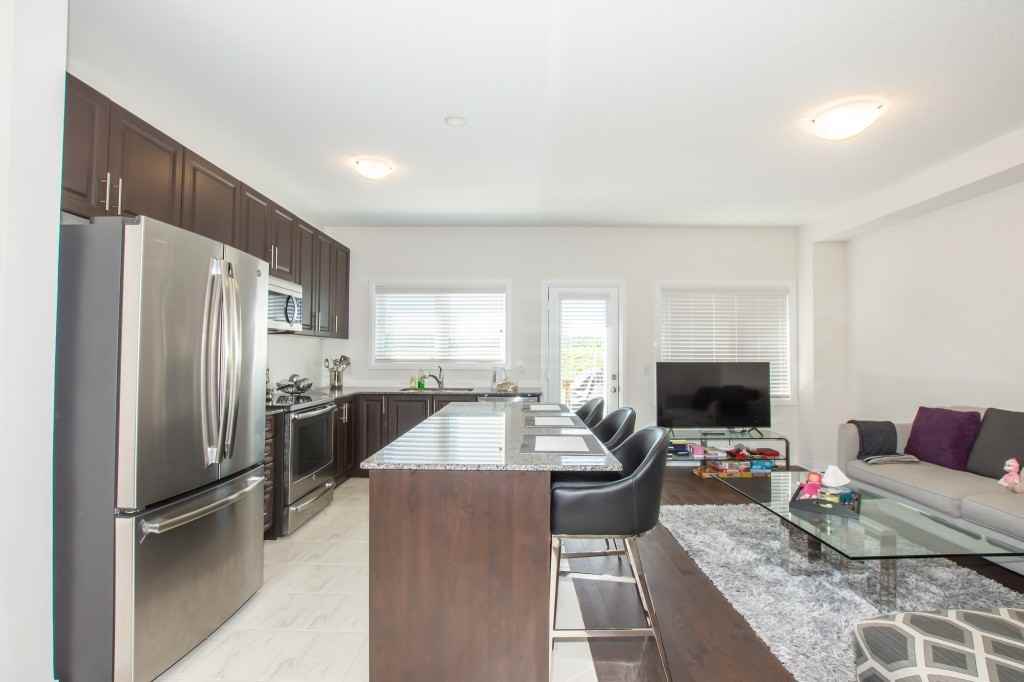 4165 Cherry Heights Blvd - Photo 3 of 38