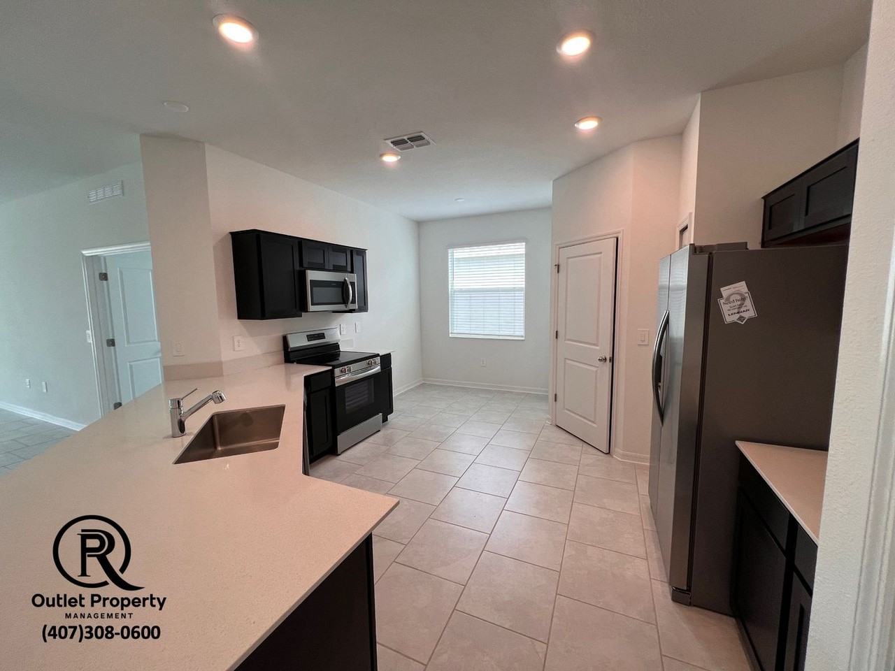 692 Reggie Road - Photo 2 of 19