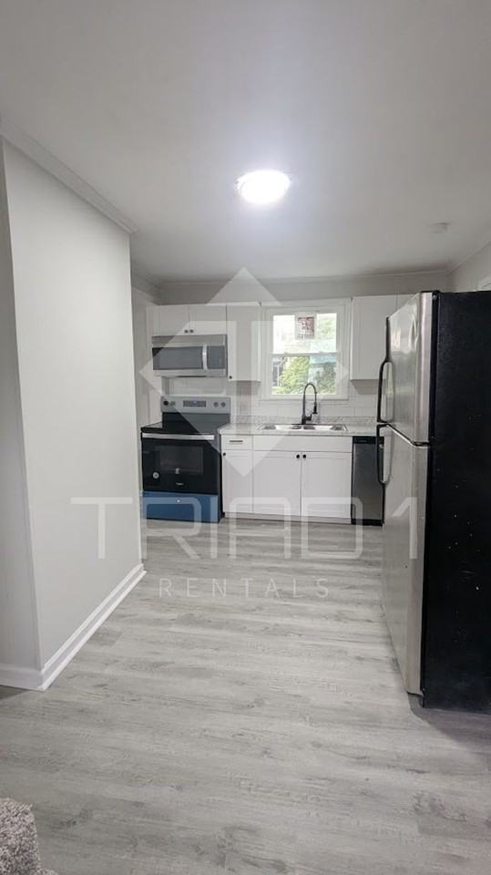 335 Jackson St - Photo 5 of 13