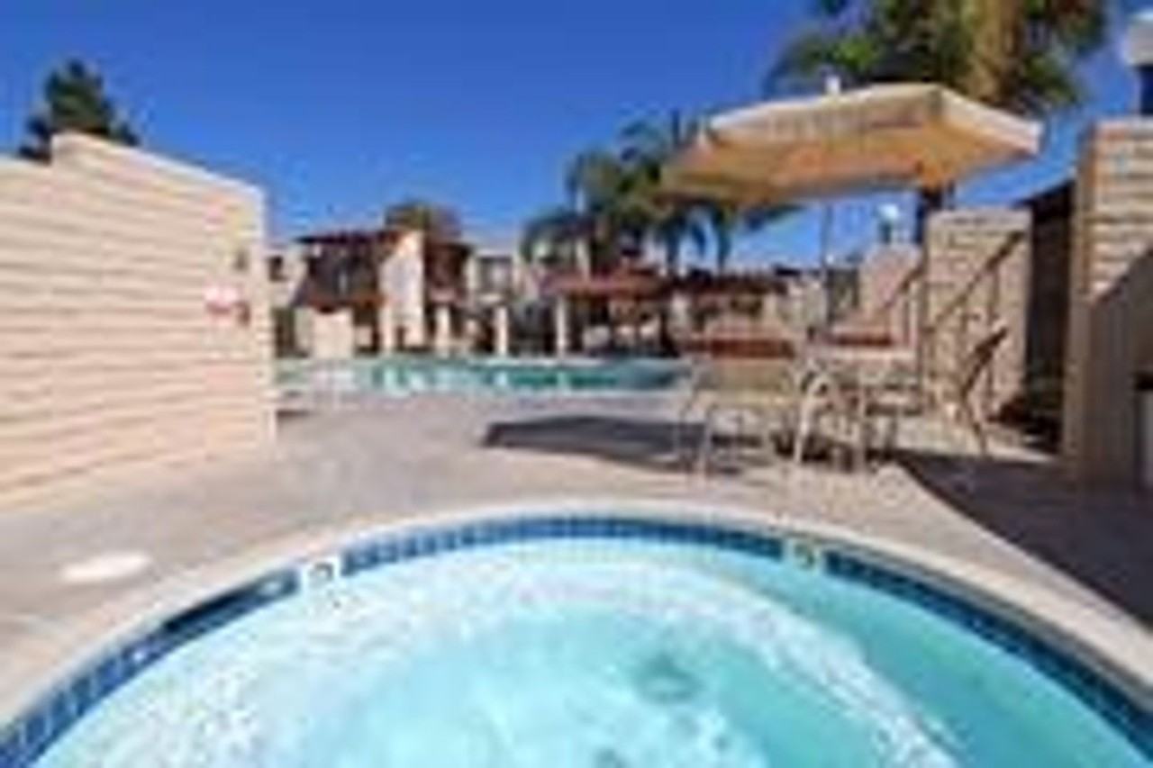 CASA - Photo 3 of 13