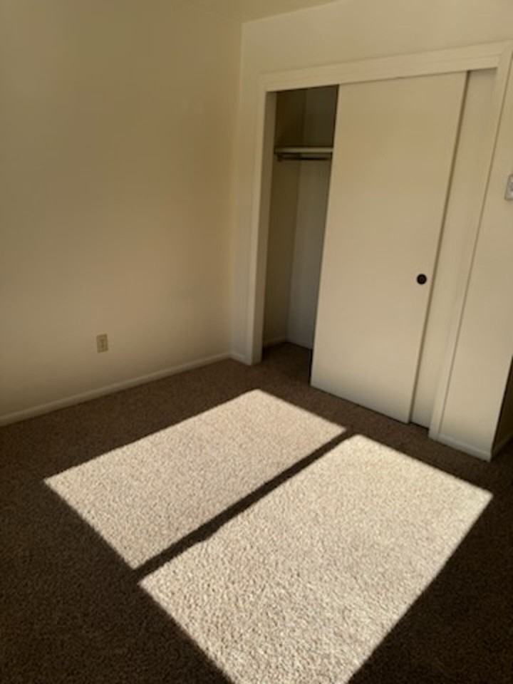 2BR apartment in Eagle River near the Chain of Lakes. - Photo 3 of 22