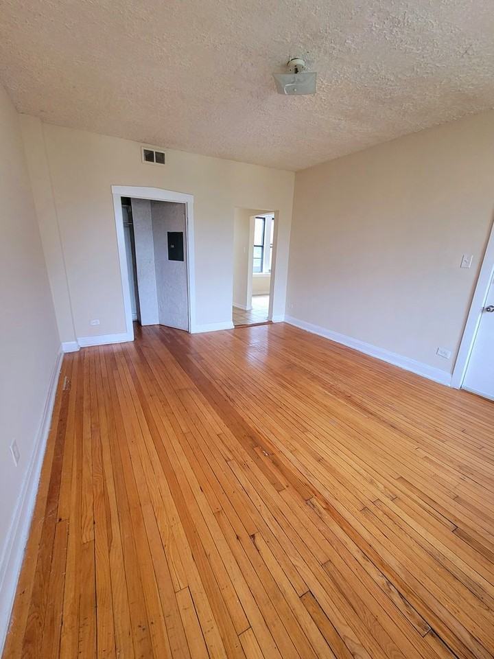 2200Mars - Photo 2 of 29