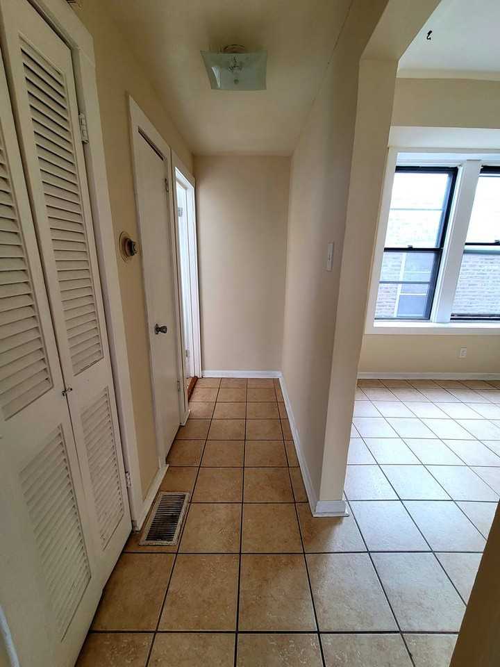 2200Mars - Photo 3 of 29