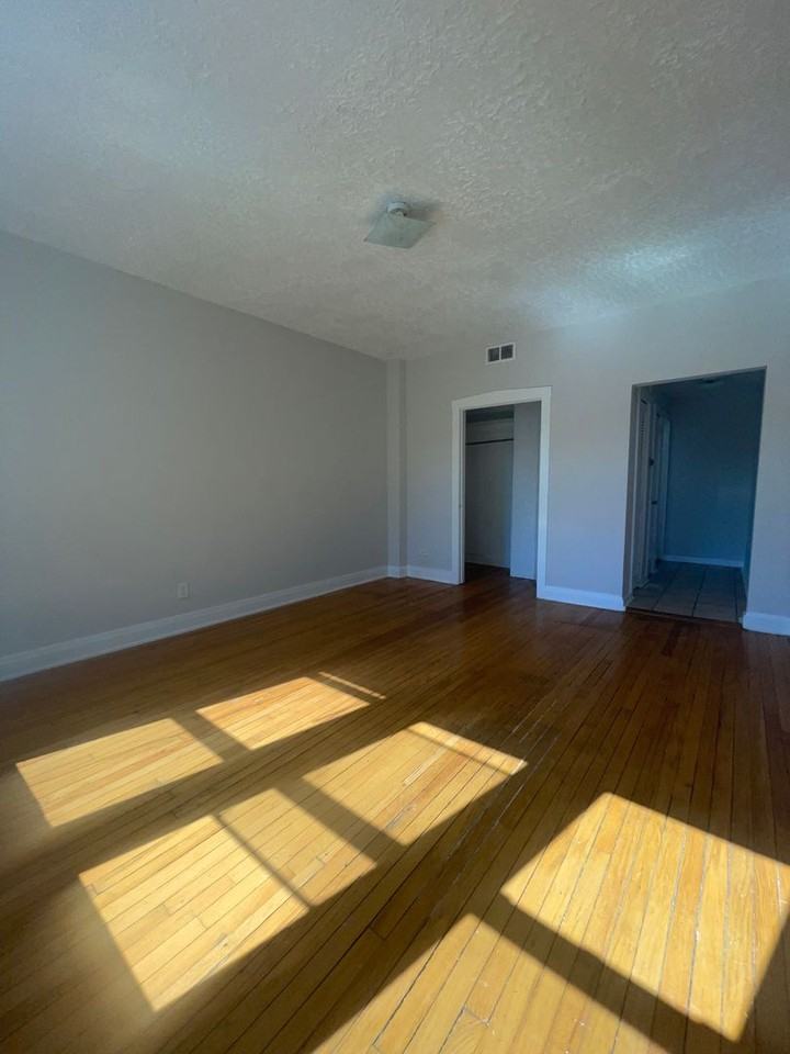 2200Mars - Photo 7 of 29