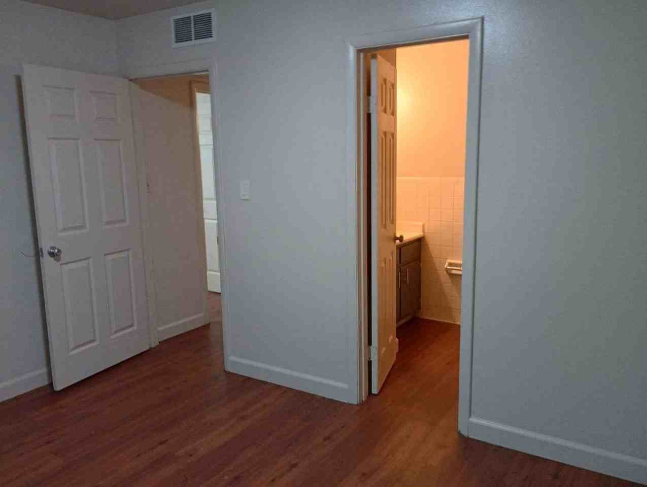 Treeview Apartments - Photo 7 of 24