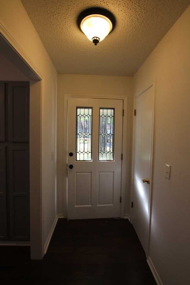 1107 Jan St - Photo 3 of 24