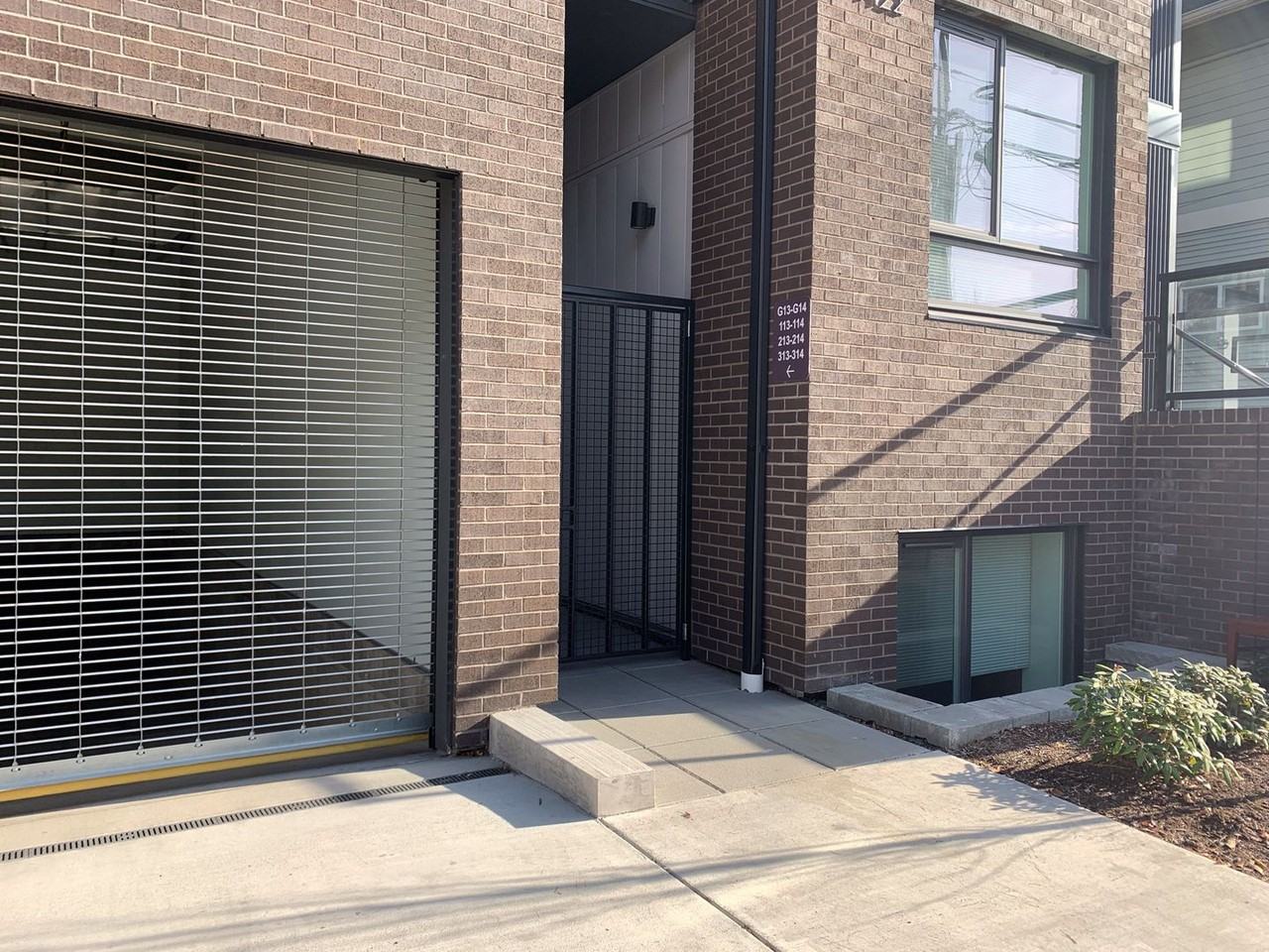 1601 N 45th St #G13 - Photo 6 of 16