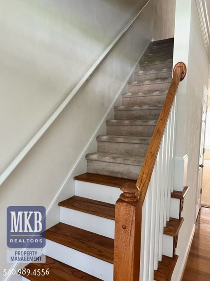 8705 Little Hoop Rd - Photo 3 of 24