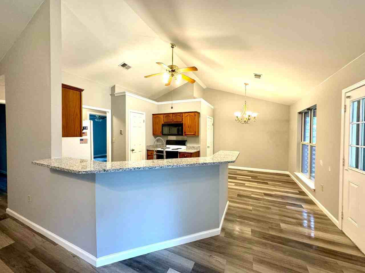 7139 Benji Ave - Photo 4 of 19